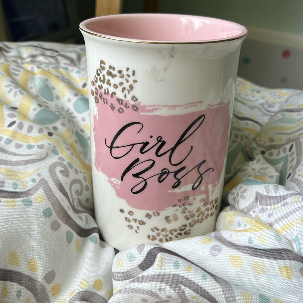 GIRL BOSS Pink, White and Gold Makeup Brush Holder